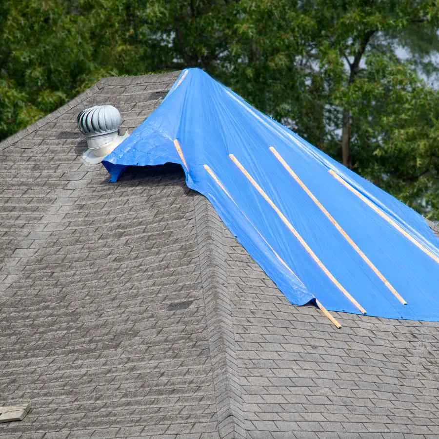 Dépannage de fuite de toiture à Livron sur Drôme